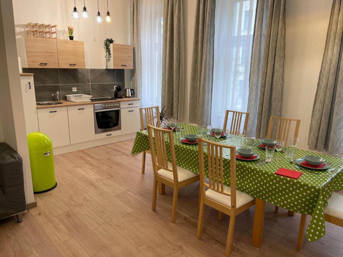 Gesamte Unterkunft Fuer 6 Personen Viena Exterior foto